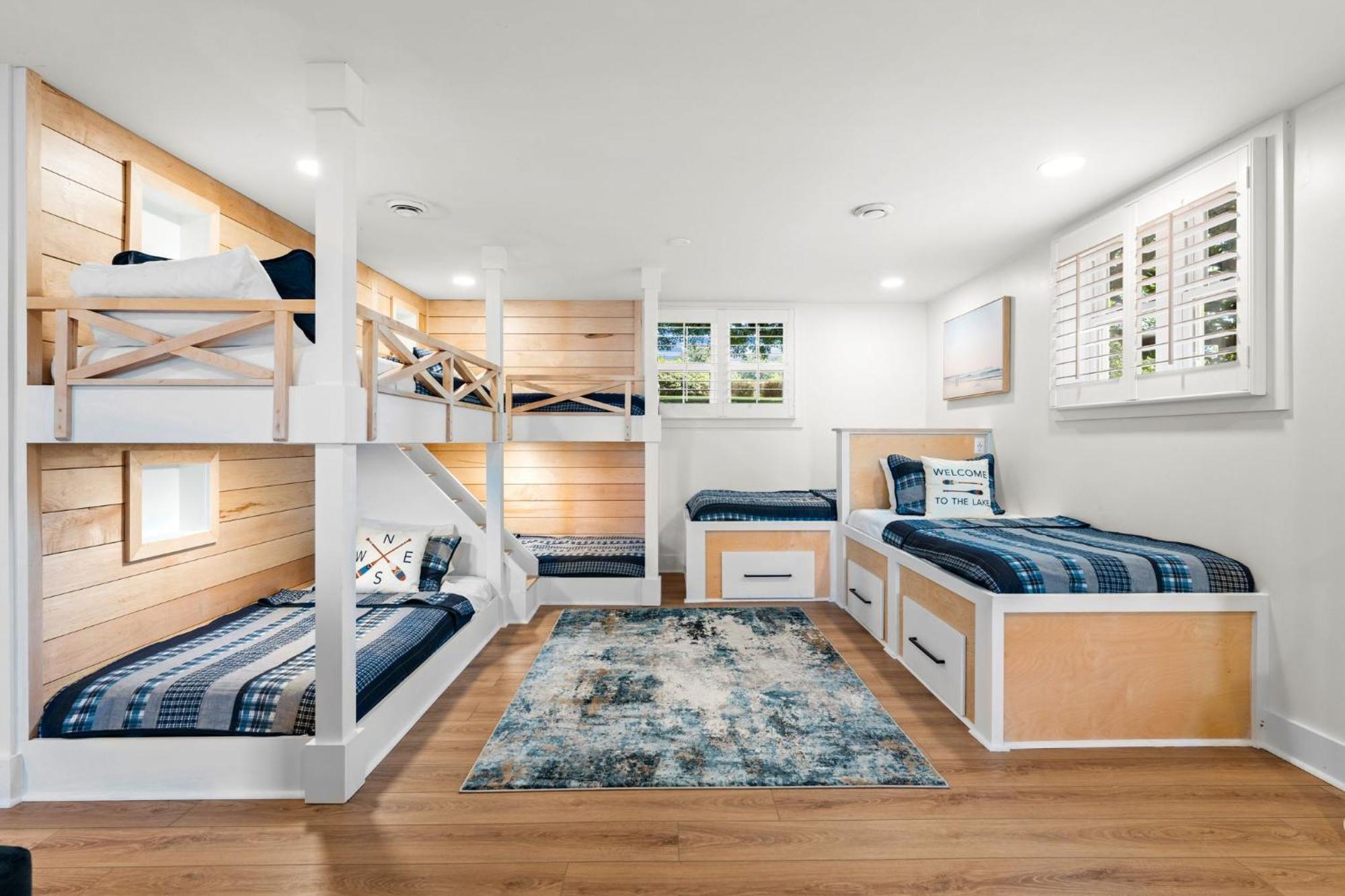 Lakefront Living Муурсвил Екстериор снимка