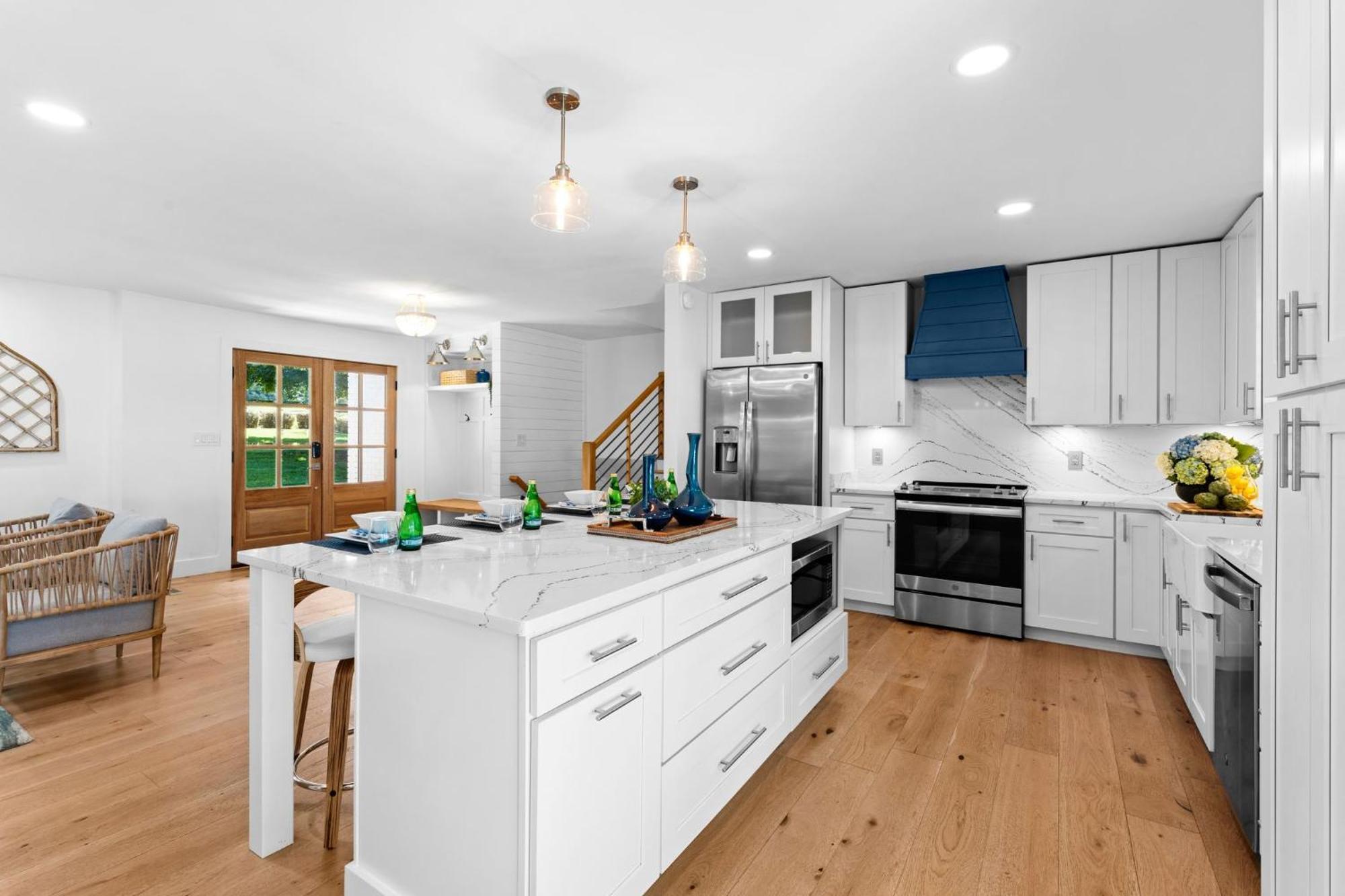 Lakefront Living Муурсвил Екстериор снимка