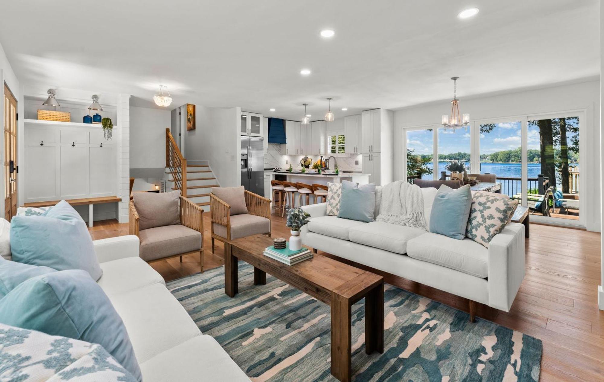 Lakefront Living Муурсвил Екстериор снимка